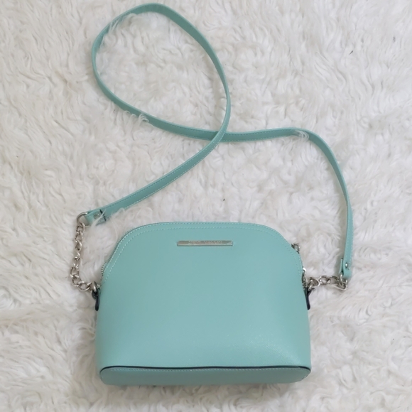 Steve Madden Handbags - Steve Madden Some Crossbody Bag